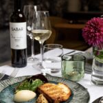 Fine bistro fogás és bor a Villa vacsoraasztalán